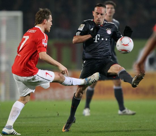 锁定在了超 锁定在了超